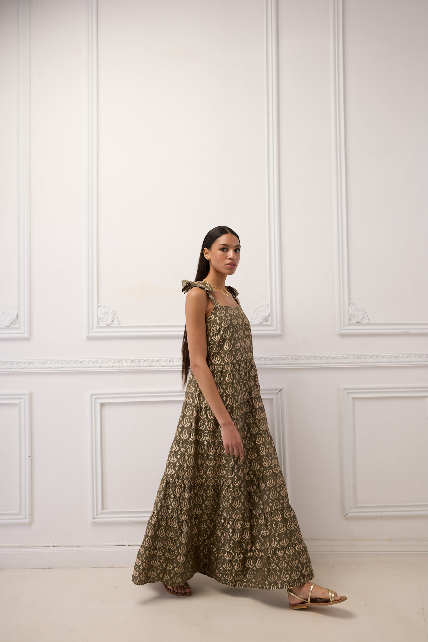2024 10 06 etoilecoral Cannes maxi dress in khaki 1