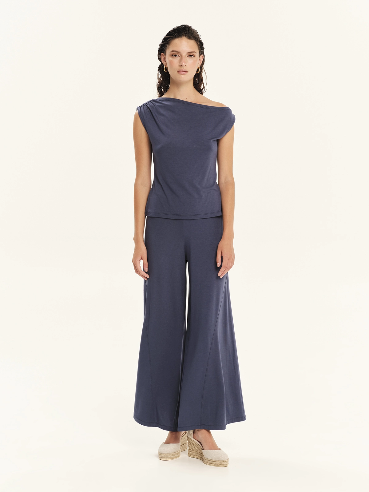 Kourbela Eco Vital sleeveless top