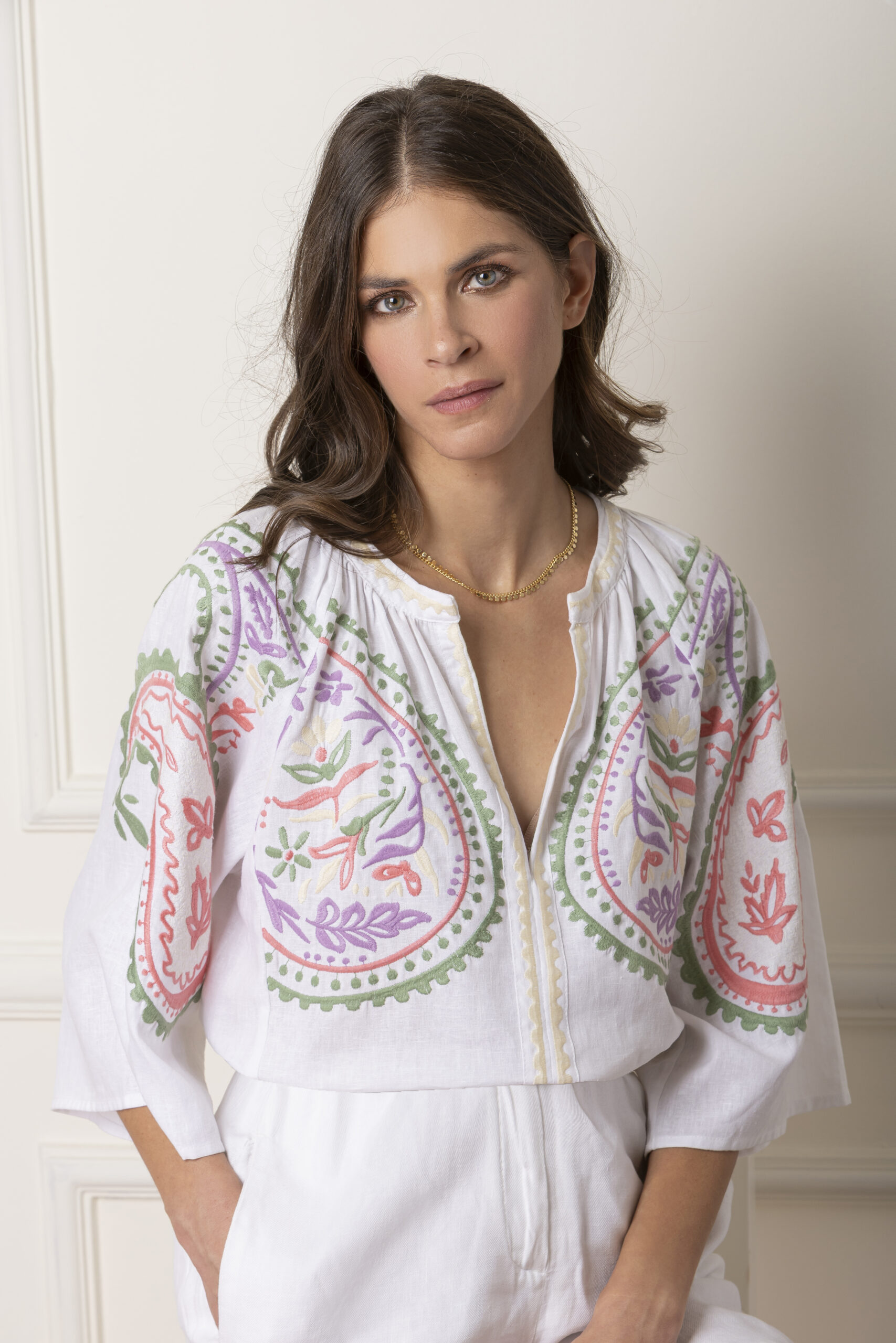 Etoile Coral Areti top in white 1